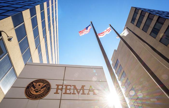 FEMA
      official
      ignores
      judge's
      latest
      order,
      demands
      freeze
      on
      grant
      funding - Iqraa news