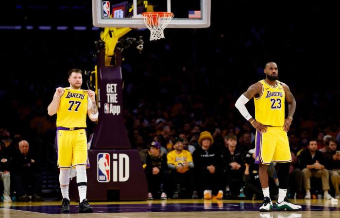 Luka
      Dončić
      shines
      alongside
      LeBron
      James
      in
      debut
      as
      Lakers
      rout
      Jazz
      132-113 - Iqraa news