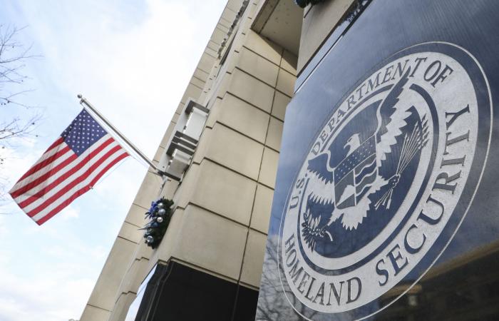 DHS:
      Agency
      ‘clawing
      back'
      $59
      million
      FEMA
      funding
      for
      NYC
      migrant
      stays - Iqraa news