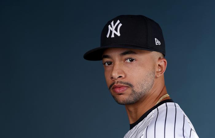 See
      Devin
      Williams'
      Yankees
      baseball
      photo
      prior
      to
      facial
      hair
      policy
      change - Iqraa news