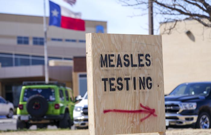 Measles
      outbreaks
      rise
      to
      nearly
      100
      cases
      between
      Texas
      and
      New
      Mexico.
      Here's
      what
      you
      should
      know - Iqraa news