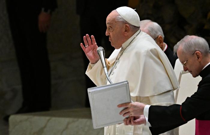 Pope
      Francis
      has
      ‘peaceful
      night'
      in
      hospital
      amid
      health
      battle - Iqraa news