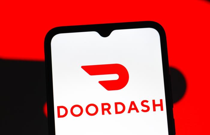 DoorDash
      to
      pay
      $17
      million
      to
      drivers
      for
      pocketing
      their
      tips - Iqraa news