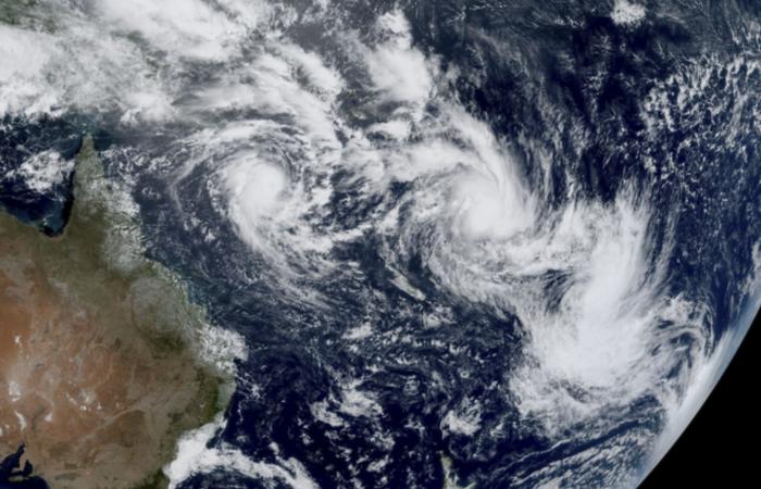 Three
      tropical
      cyclones
      are
      swirling
      in
      the
      South
      Pacific - Iqraa news