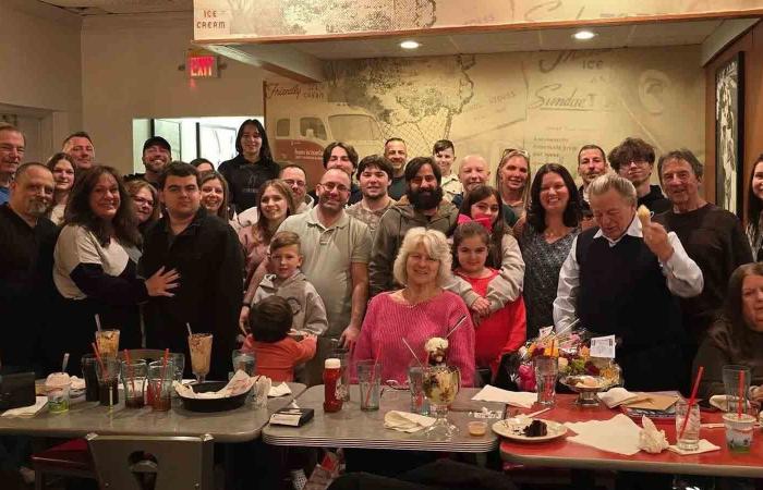 New
      York
      family
      keeps
      grandmother's
      memory
      alive
      with
      100th
      birthday
      celebration - Iqraa news