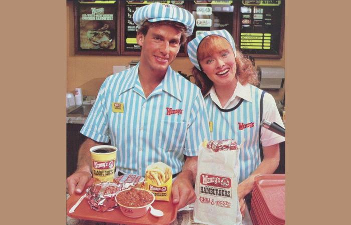 15 Photos of What Fast-Food Restaurants Looked Like in the 1980s - Iqraa news