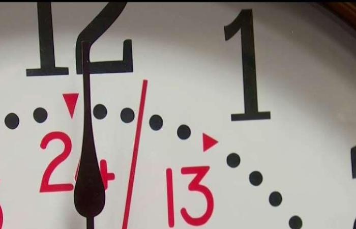 Daylight
      saving
      time
      starts
      soon.
      Here's
      how
      it
      affects
      your
      health - Iqraa news