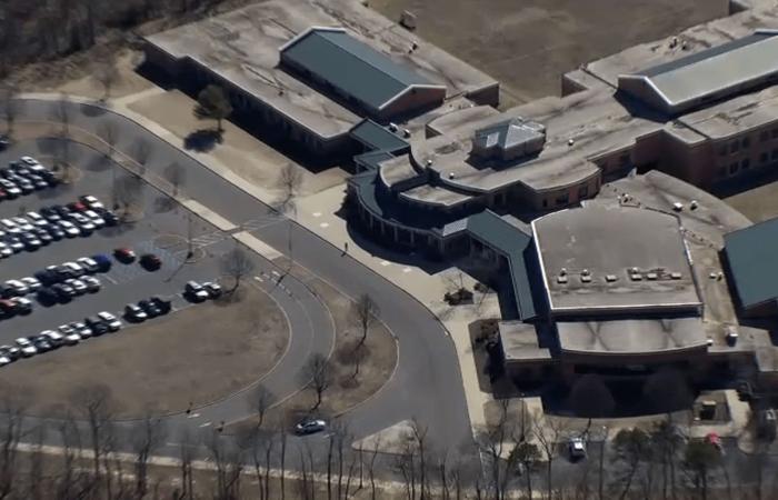 11
      students
      sickened
      by
      pot
      gummies
      at
      Long
      Island
      middle
      school,
      police
      say - Iqraa news