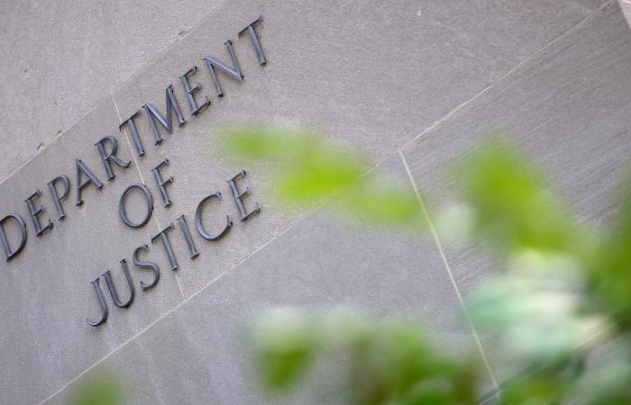 $21M
      stolen
      from
      hundreds
      of
      US
      retirees
      in
      ‘grandparent
      scam,'
      prosecutors
      say - Iqraa news