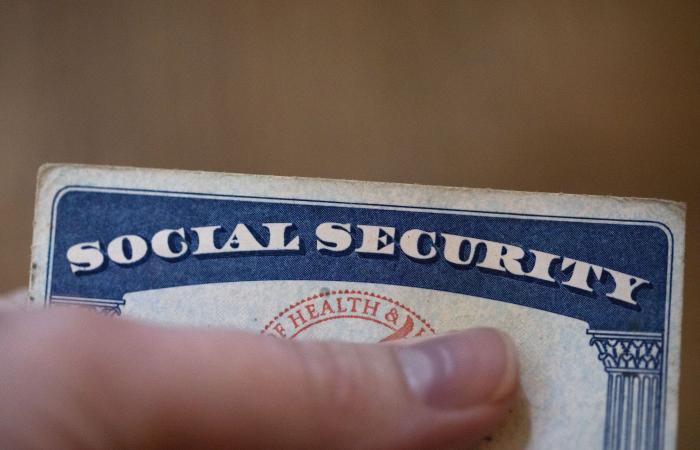 Unions
      ask
      court
      to
      stop
      DOGE
      from
      accessing
      Social
      Security
      data
      of
      millions
      of
      Americans - Iqraa news