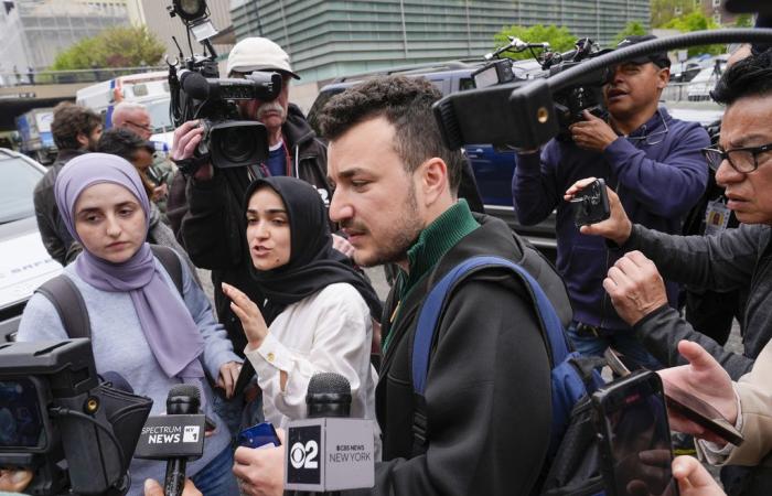 Trump
      warns
      that
      arrest
      of
      Palestinian
      activist
      at
      Columbia
      will
      be
      ‘first
      of
      many' - Iqraa news