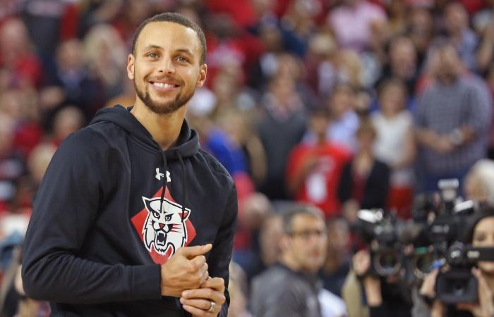 Steph
      Curry
      joins
      alma
      mater
      Davidson
      as
      assistant
      GM
      for
      basketball - Iqraa news