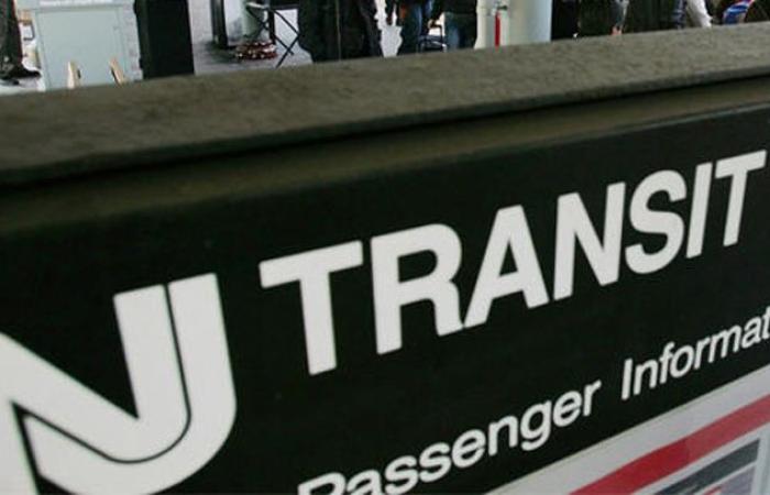 NJ
      Transit
      and
      engineers
      union
      agree
      to
      new
      contract
      and
      avoid
      a
      possible
      strike - Iqraa news