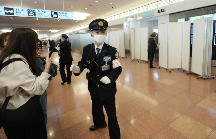 Ohtani
      arrives
      in
      Tokyo
      but
      hidden
      from
      fans
      hoping
      to
      see
      Dodgers
      superstar - Iqraa news