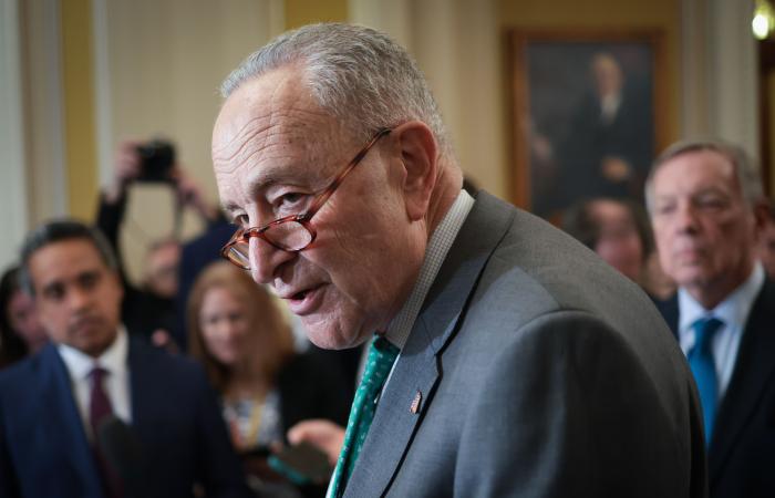 Democratic
      Party
      fractures
      in
      government
      shutdown
      fight,
      with
      anger
      running
      high - Iqraa news