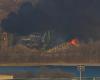 ‘Nerve
      wracking':
      Large
      junkyard
      fire
      in
      Camden
      sends
      black
      smoke
      into
      the
      air - Iqraa news